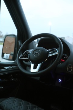 VIP Sprinter steering